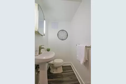 323 Milton Street, Cincinnati, OH 45202 - Photo 17