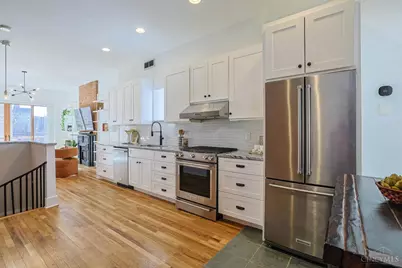 323 Milton Street, Cincinnati, OH 45202 - Photo 15