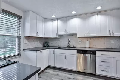 5880 Buckwheat Road, Milford, OH 45150 - Photo 13