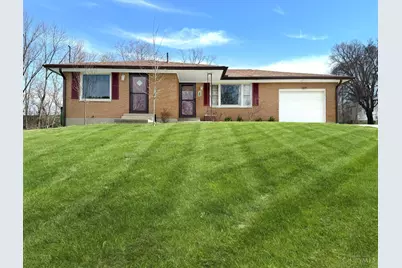 2215 Wellington Road, Middletown, OH 45044 - Photo 1