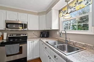 10935 Barrington Ct, Sycamore Township, OH 45242 - Photo 21