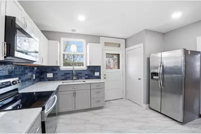 3637 Mozart, Cheviot, OH 45211 - Photo 11