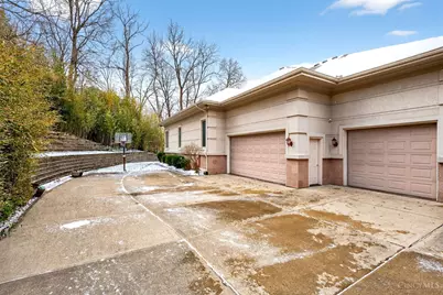 453 Timberlea Trail, Kettering, OH 45429 - Photo 5