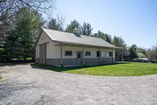 272 Inwood Rd, Chester Township, OH 45177 - Photo 7