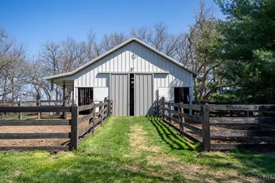 272 Inwood Rd, Chester Township, OH 45177 - Photo 15