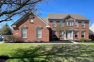 886 Augusta Blvd, Miami Township, OH 45140 - Photo 1