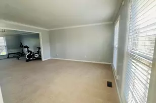 886 Augusta Blvd, Miami Township, OH 45140 - Photo 7