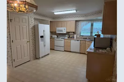 6641 Smith Road, Loveland, OH 45140 - Photo 7