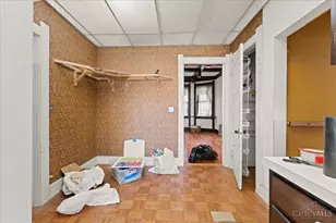 558 Howell Ave, Cincinnati, OH 45220 - Photo 17