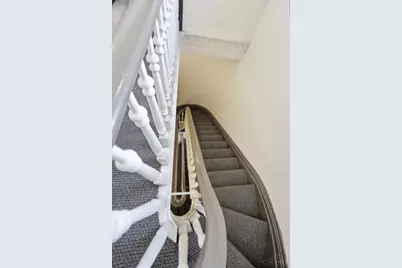 112 E McMillan Avenue, Cincinnati, OH 45219 - Photo 5