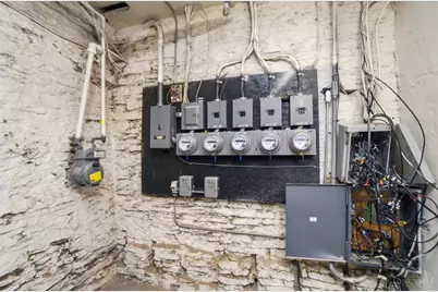 112 E McMillan Avenue, Cincinnati, OH 45219 - Photo 19