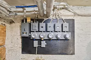 112 E McMillan Ave, Cincinnati, OH 45219 - Photo 21