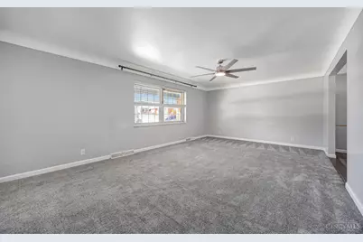 650 Allencrest Court, Springfield Township, OH 45231 - Photo 7