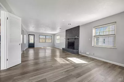 650 Allencrest Court, Springfield Township, OH 45231 - Photo 5