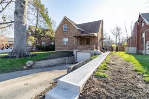 6330 Elbrook Ave, Golf Manor, OH 45237 - Photo 1