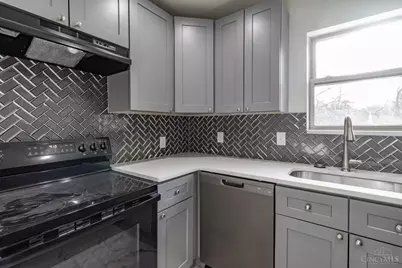 6330 Elbrook Avenue, Golf Manor, OH 45237 - Photo 9