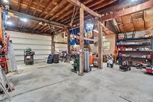 4381 Trenton Oxford Rd, Hamilton, OH 45011 - Photo 35