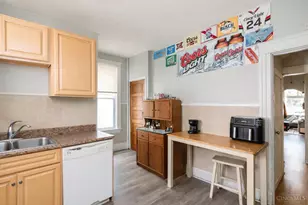 440 Warner St, Cincinnati, OH 45219 - Photo 3