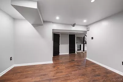 236 Gilman Avenue, Cincinnati, OH 45219 - Photo 31