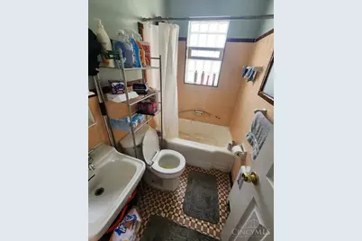 1725 Hastings Avenue, Cincinnati, OH 45231 - Photo 17