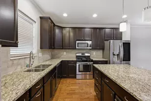 3390 Wasson Rd, Cincinnati, OH 45209 - Photo 7