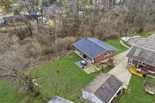 8608 Dundalk Ct, Sycamore Township, OH 45236 - Photo 13