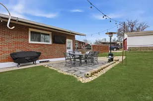 8608 Dundalk Ct, Sycamore Township, OH 45236 - Photo 9