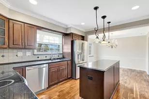 1959 John Gray Rd, Springfield Township, OH 45240 - Photo 11