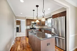 1959 John Gray Rd, Springfield Township, OH 45240 - Photo 9