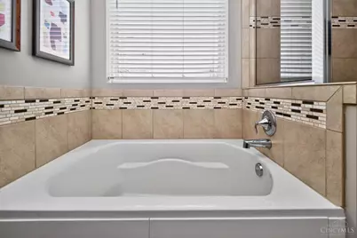 476 Haybrooke Drive, Hamilton Township, OH 45039 - Photo 41