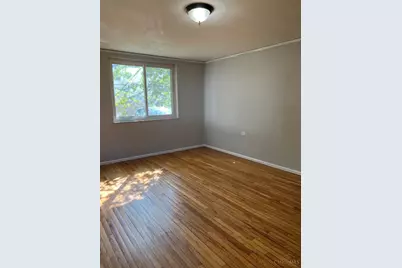 17 Flanders, Green Hills, OH 45218 - Photo 3