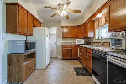 1206 Sycamore Lane, Amelia, OH 45102 - Photo 9