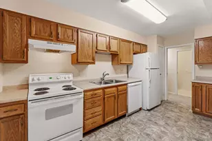 3563 Amberacres Dr, Cincinnati, OH 45237 - Photo 7