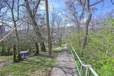 582 Empress Avenue, Cincinnati, OH 45226 - Photo 51