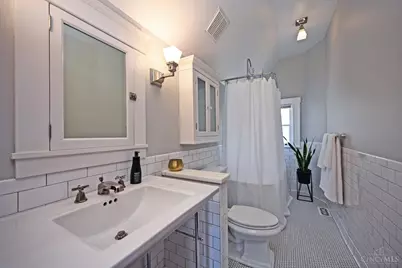 582 Empress Avenue, Cincinnati, OH 45226 - Photo 33