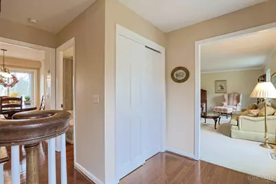 3261 Boxwood Circle, Evendale, OH 45241 - Photo 7