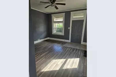 843 Fairbanks Avenue, Cincinnati, OH 45205 - Photo 3