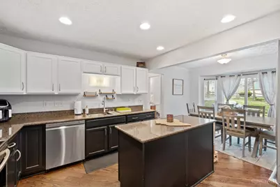 7177 Welbeck Drive, Hamilton Township, OH 45039 - Photo 7