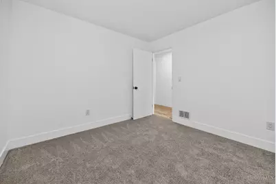 10055 Ronnie Road, Woodlawn, OH 45215 - Photo 37