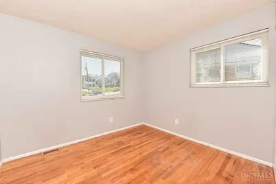 9883 Overview Lane, Springfield Township, OH 45231 - Photo 9