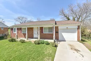 9883 Overview Ln, Springfield Township, OH 45231 - Photo 3