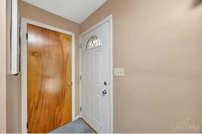 3252 Floridale Lane, Cincinnati, OH 45239 - Photo 9