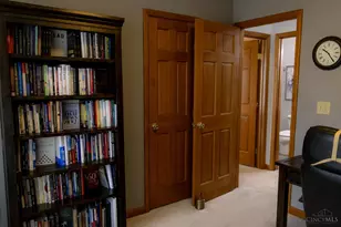 1452 Meadow Ridge Cir, Wilmington, OH 45177 - Photo 23