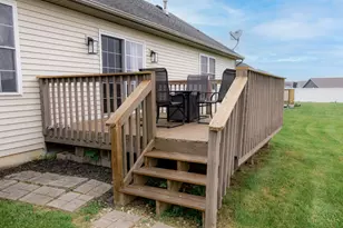 1452 Meadow Ridge Cir, Wilmington, OH 45177 - Photo 37