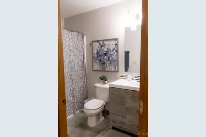 1452 Meadow Ridge Circle, Wilmington, OH 45177 - Photo 21