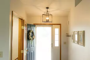 1452 Meadow Ridge Cir, Wilmington, OH 45177 - Photo 5