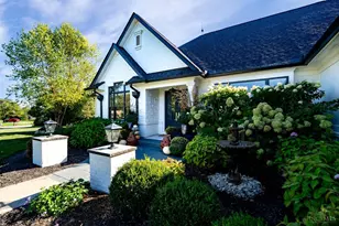 701 Grand Wood Ct, Clearcreek Twp., OH 45066 - Photo 5