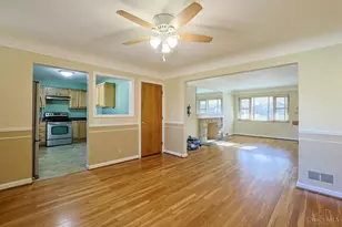 5921 Monticello Ave, Cincinnati, OH 45224 - Photo 9