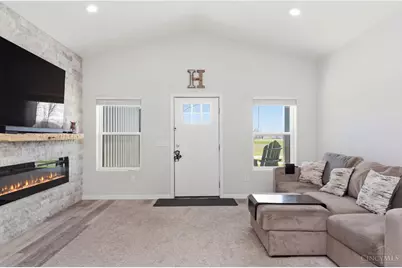 174 Black Hawk Drive, Franklin Township, OH 45171 - Photo 7