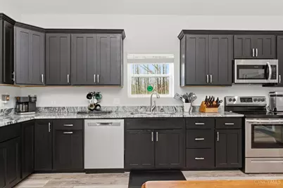 174 Black Hawk Drive, Franklin Township, OH 45171 - Photo 15